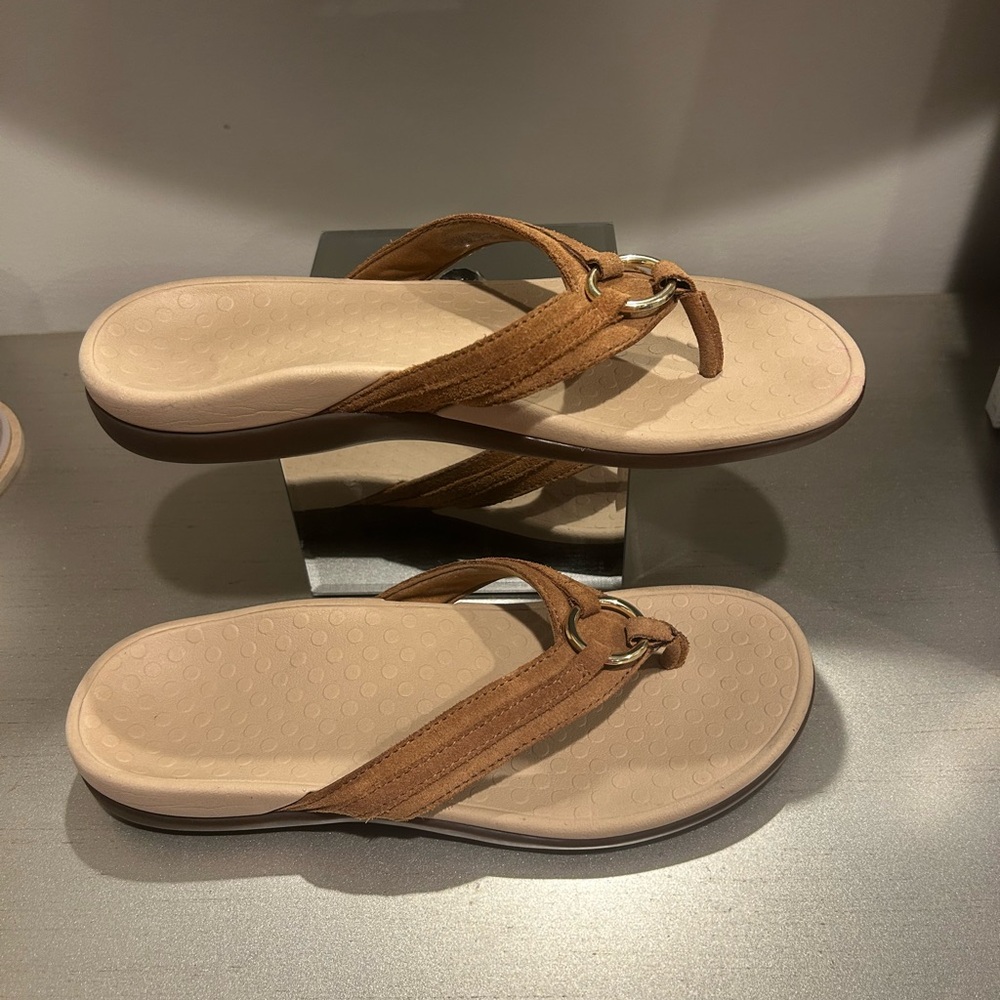 Vionic Brown Suede Toe-Post Sandals with Gold Ring Accent